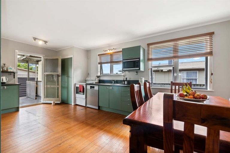 Photo of property in 15 Kenrick Road, Pukehangi, Rotorua, 3015