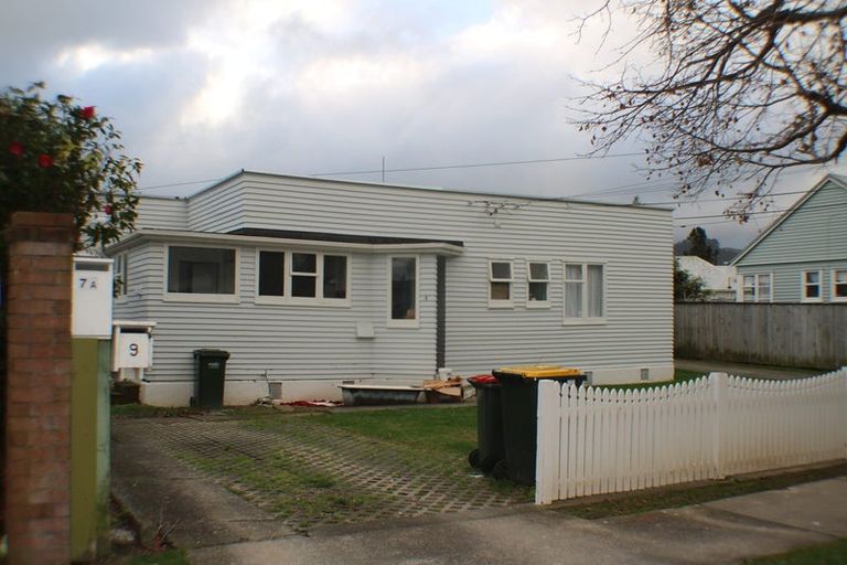 Photo of property in 9 Athlone Crescent, Boulcott, Lower Hutt, 5011