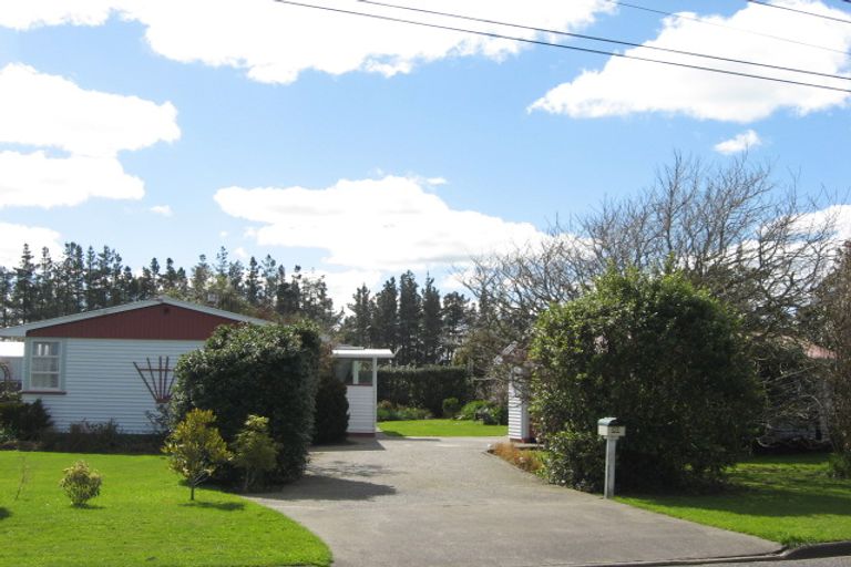 Photo of property in 20 Flower Street, Bulls, 4818