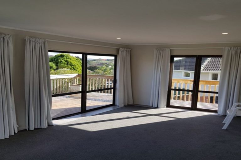 Photo of property in 133a Vodanovich Road, Te Atatu South, Auckland, 0610