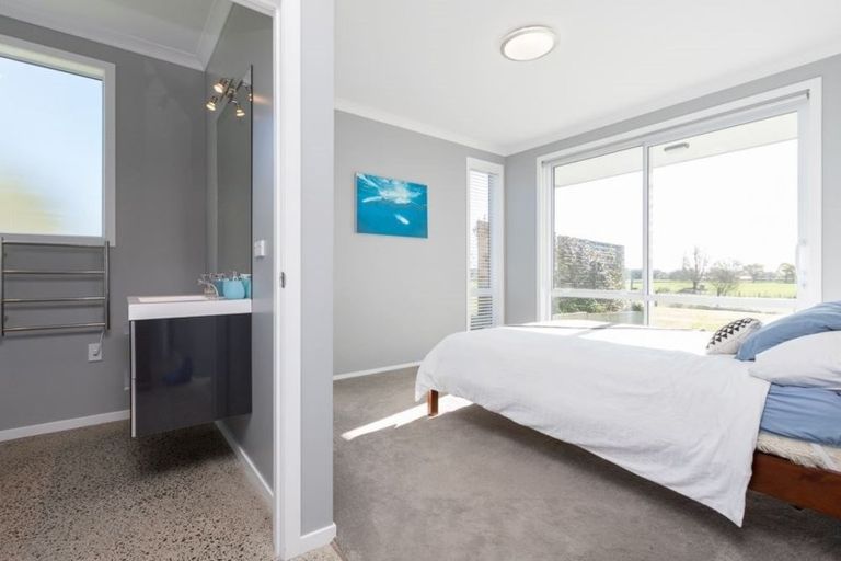 Photo of property in 261 Raynes Road, Rukuhia, Hamilton, 3282