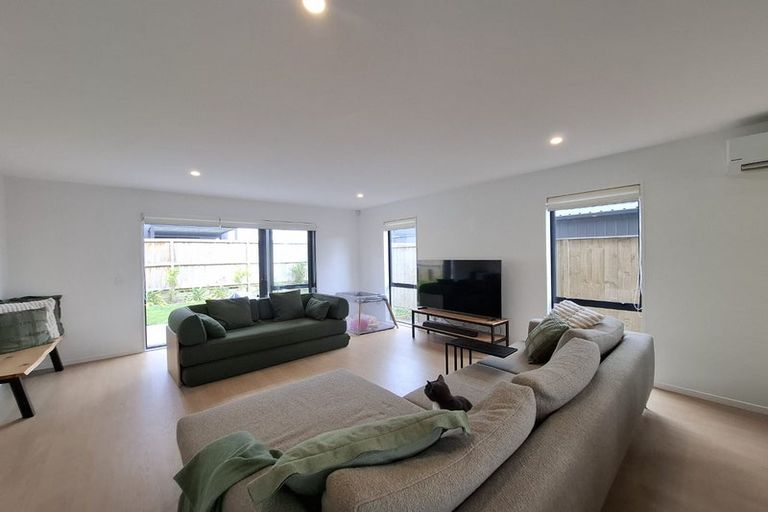 Photo of property in 28 Koura Road, Flat Bush, 2019