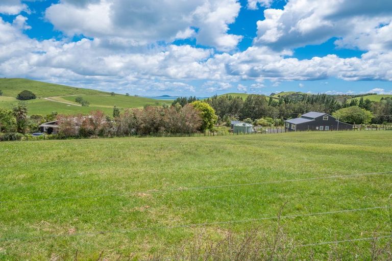 Photo of property in 12a Taipa View Road, Taipa, 0483