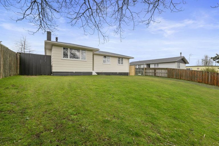 Photo of property in 271 Balmoral Drive, Tokoroa, 3420