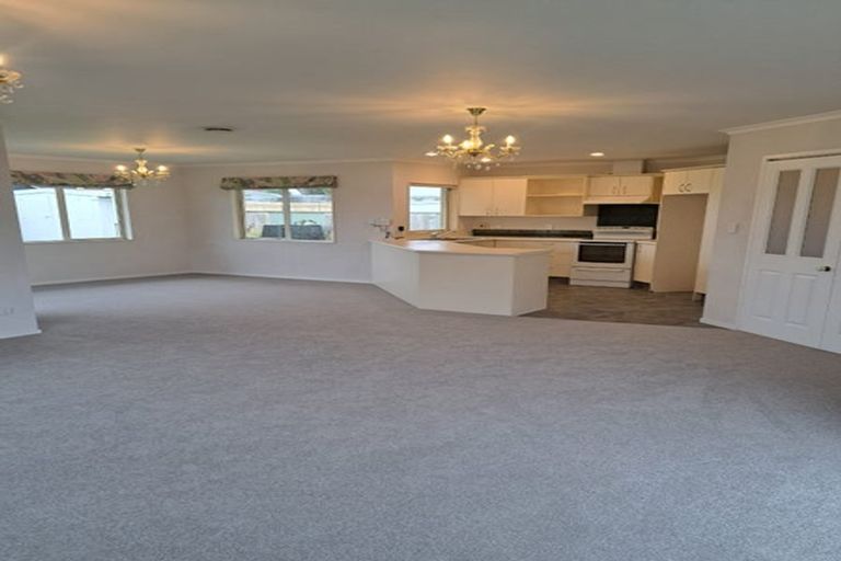 Photo of property in 9 Towai Street, Inglewood, 4330