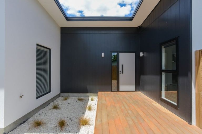 Photo of property in 9c Bowling Road, Greenmeadows, Napier, 4112