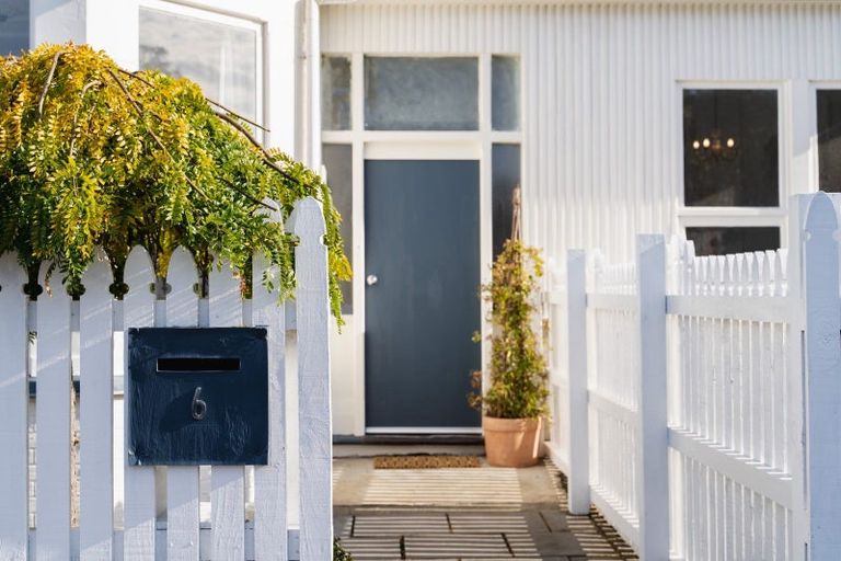 Photo of property in 6 Patrick Street, The Glen, Dunedin, 9011