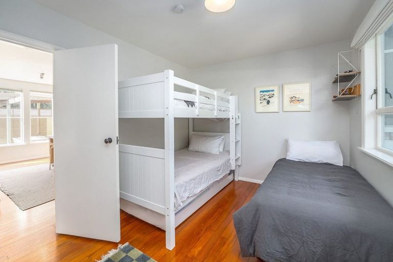 Photo of property in 9 Malcolm Street, Martinborough, 5711