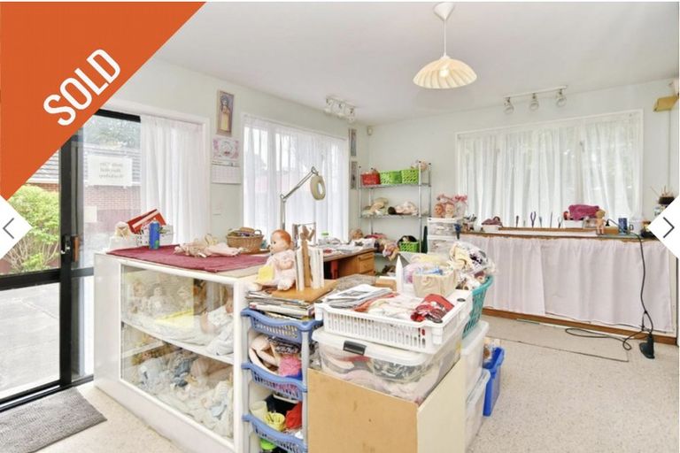 Photo of property in 222 Avonhead Road, Avonhead, Christchurch, 8042