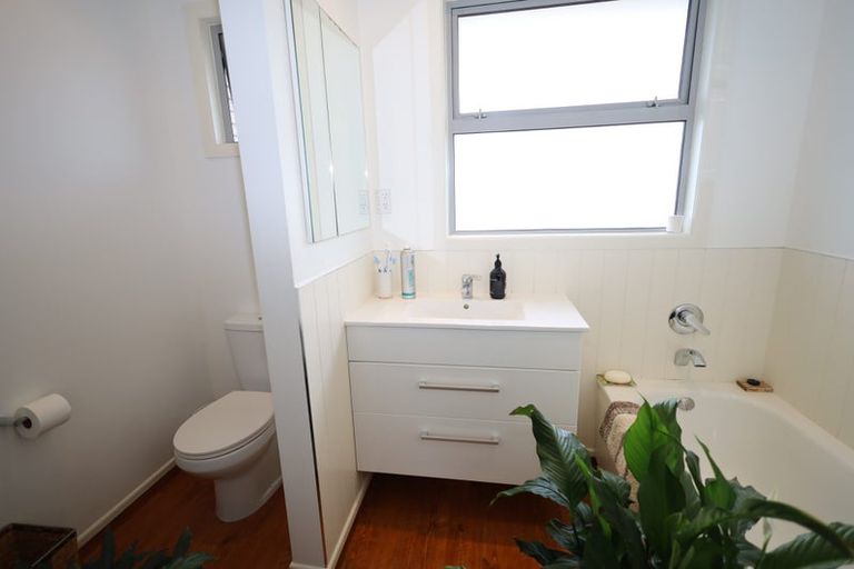 Photo of property in 24 Keilor Road, Otumoetai, Tauranga, 3110