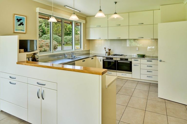 Photo of property in 92 Kaitawa Road, Hautere, Otaki, 5582