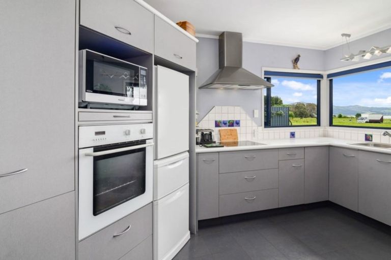 Photo of property in 12 Hulme Place, Owhata, Rotorua, 3010