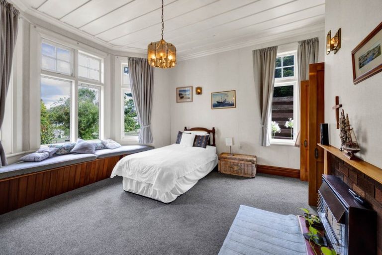 Photo of property in 22 Mills Street, Eltham, 4322