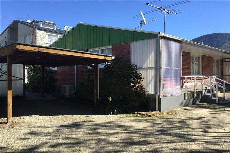Photo of property in 82b Wellington Street, Picton, 7220
