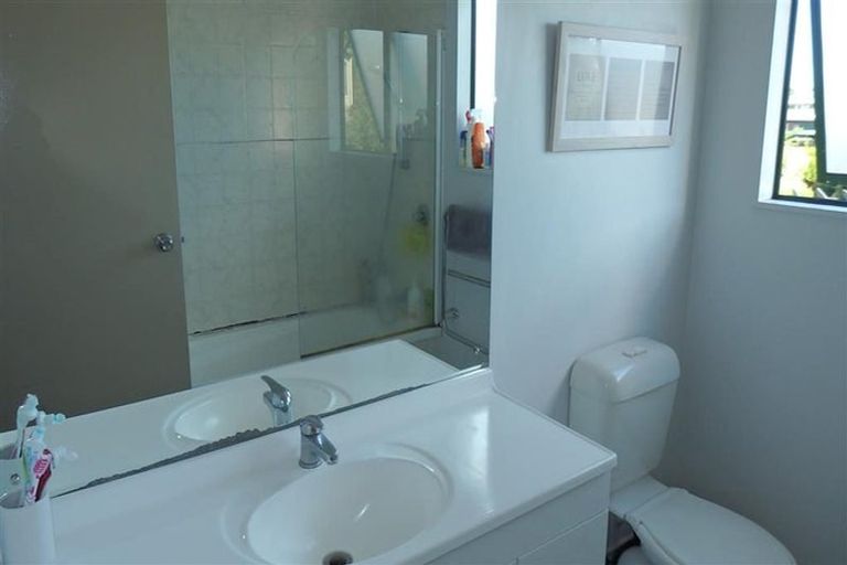 Photo of property in 7/42a Park Avenue, Papatoetoe, Auckland, 2025