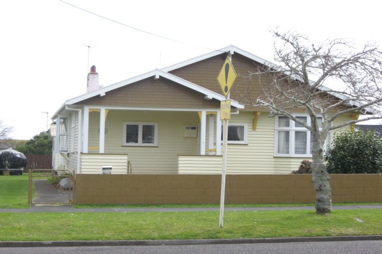 Photo of property in 1/7 Rawhiti Street, Vogeltown, New Plymouth, 4310
