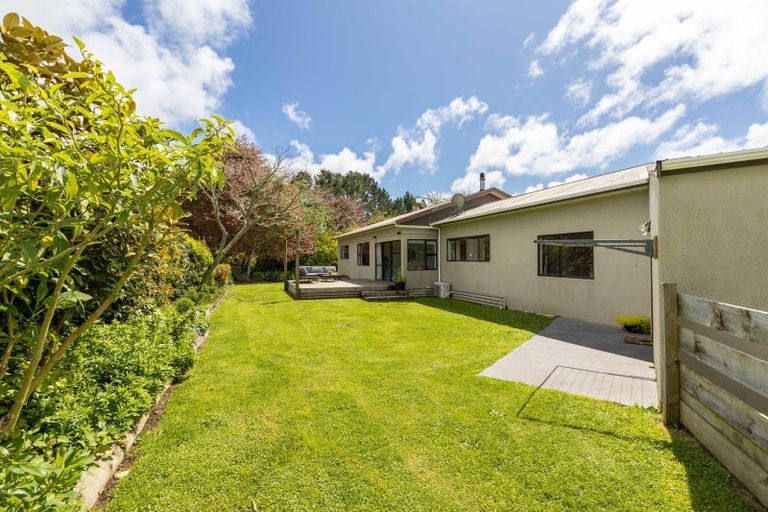 Photo of property in 805 Richmond Road, Lepperton, New Plymouth, 4373