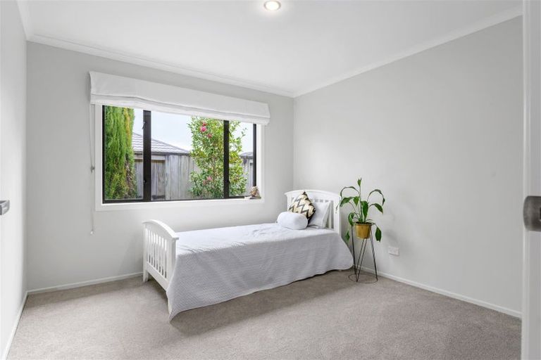 Photo of property in 15 Malbec Place, Rototuna, Hamilton, 3210