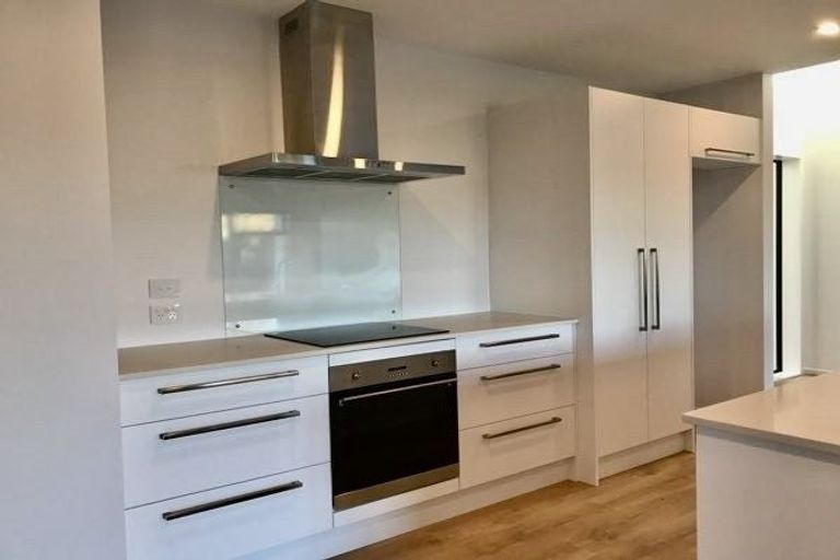 Photo of property in 5 Bellbird Lane, Marshland, Christchurch, 8083