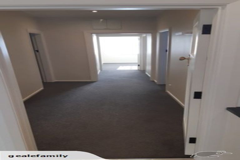 Photo of property in 18 Dundas Street, Seatoun, Wellington, 6022