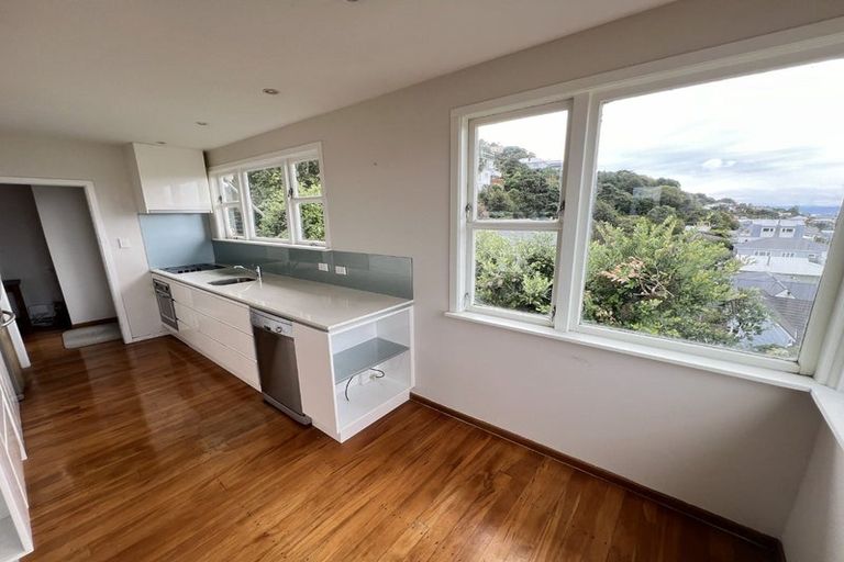 Photo of property in 90 Rakau Road, Hataitai, Wellington, 6021