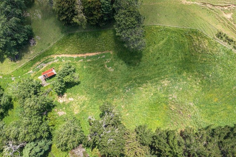 Photo of property in 863 Weranui Road, Wainui, Silverdale, 0994