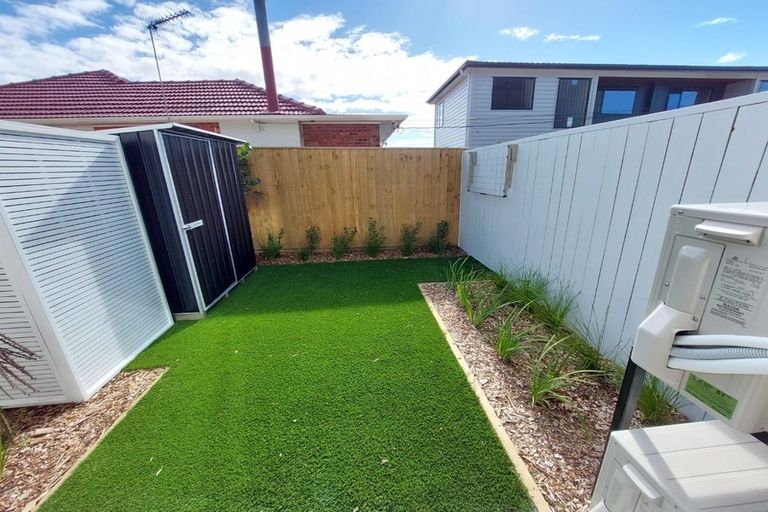Photo of property in 5/59 Neil Avenue, Te Atatu Peninsula, Auckland, 0610