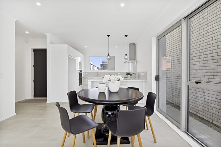 Photo of property in 9 Peihana Road, Hobsonville, Auckland, 0616