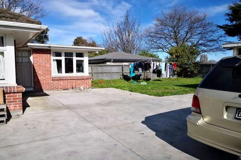 Photo of property in 8 Curletts Road, Sockburn, Christchurch, 8042