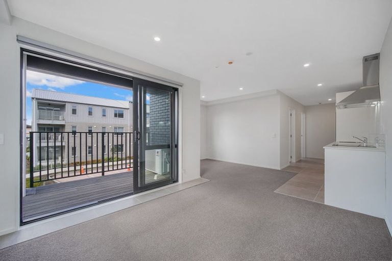 Photo of property in 101/28c Eileen Newey Place, Henderson, Auckland, 0612