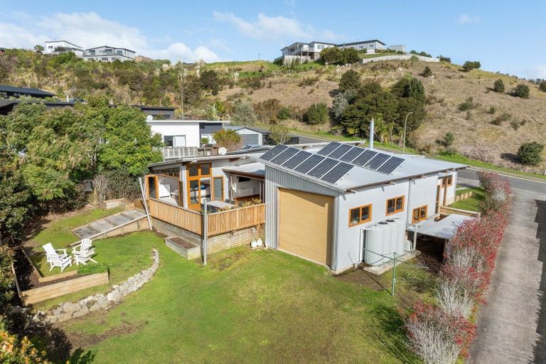 Photo of property in 109 Te Tutu Street, Whangamata, 3691