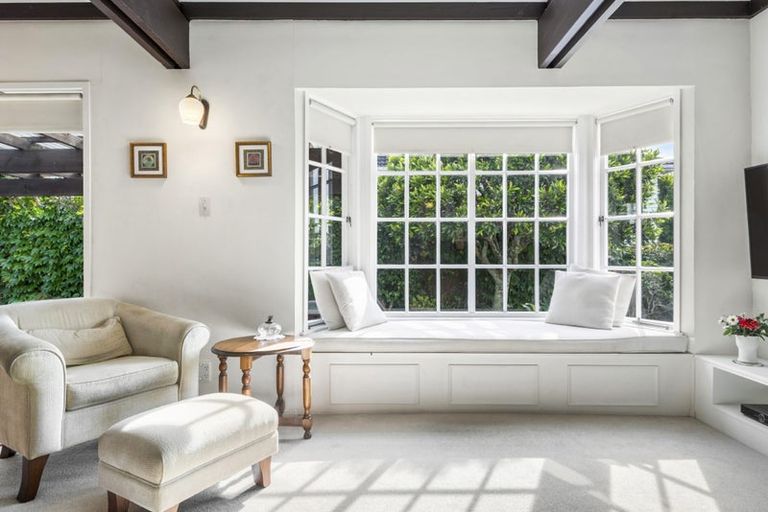 Photo of property in 2/6 Elderwood Lane, Belmont, Auckland, 0622