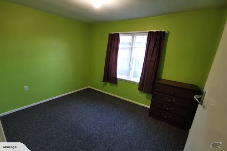 Photo of property in 300 Withells Road, Avonhead, Christchurch, 8042