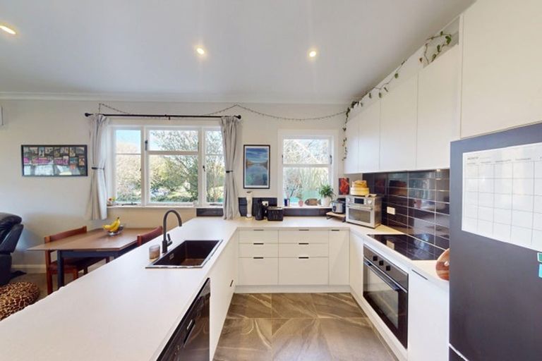Photo of property in 3 Roberts Avenue, Aramoho, Whanganui, 4500