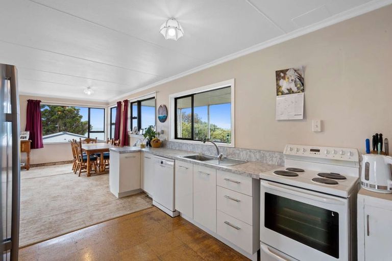 Photo of property in 22 Esplanade, Kaka Point, Balclutha, 9271