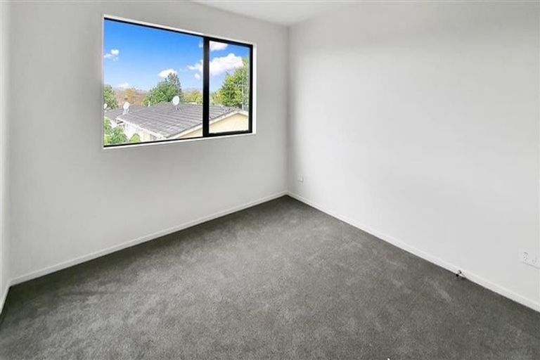 Photo of property in 16 Houkura Way, Sandringham, Auckland, 1025