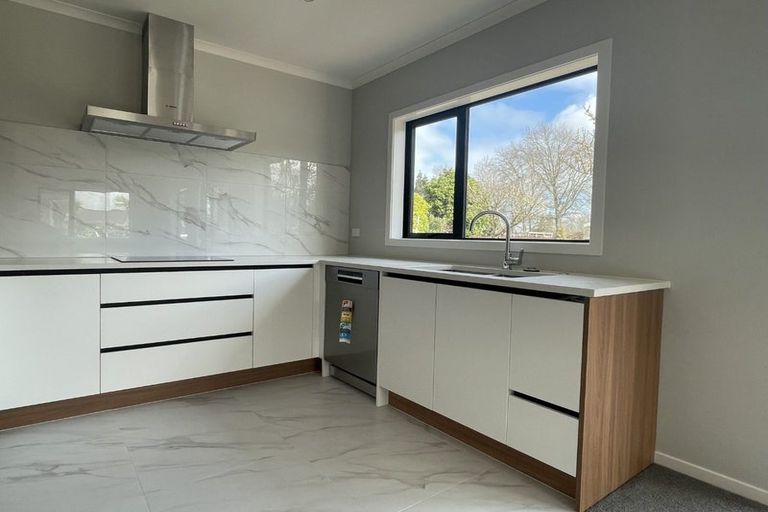 Photo of property in 6 Azimuth Place, Flagstaff, Hamilton, 3210