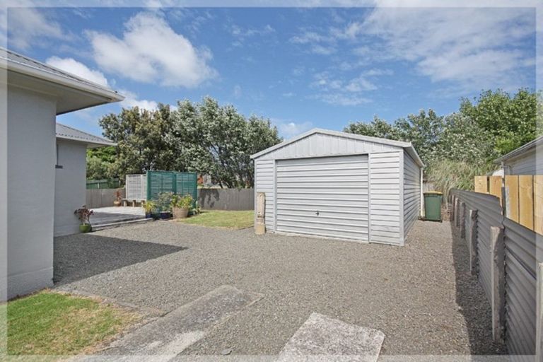 Photo of property in 5 Harrod Avenue, Foxton Beach, Foxton, 4815