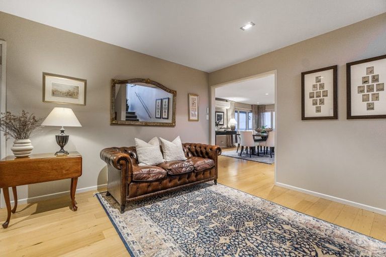 Photo of property in 2 Puriri Place, Sandspit, Warkworth, 0982