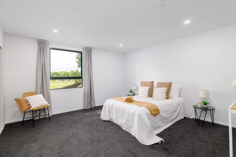 Photo of property in 11 Malaga Crescent, Harewood, Christchurch, 8051