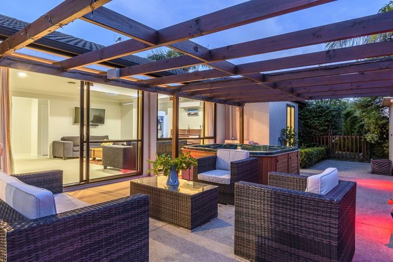 Photo of property in 8 La Colina Place, Bethlehem, Tauranga, 3110