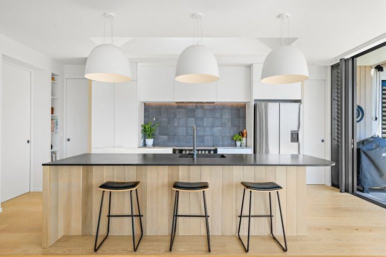 Photo of property in 17 Rangimaarie Crescent, Snells Beach, 0920