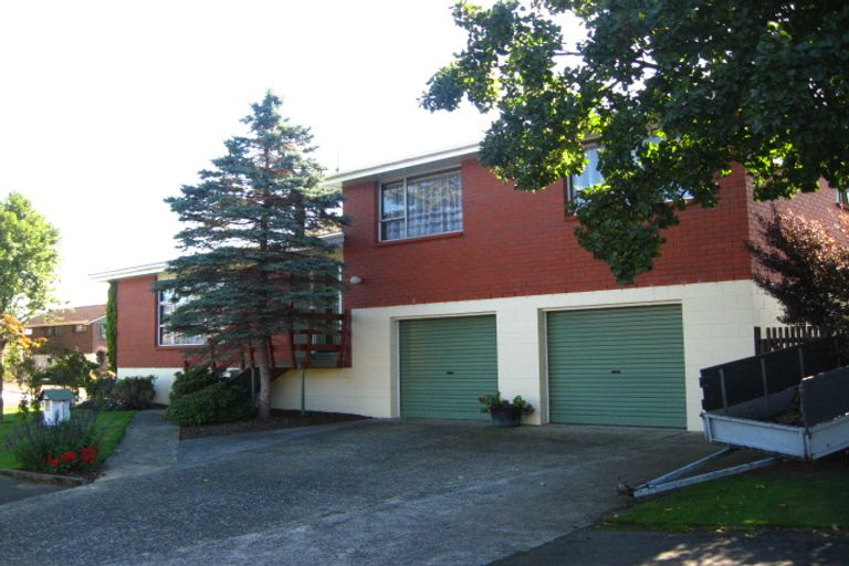 Photo of property in 16 Windsor Place, Mosgiel, 9024