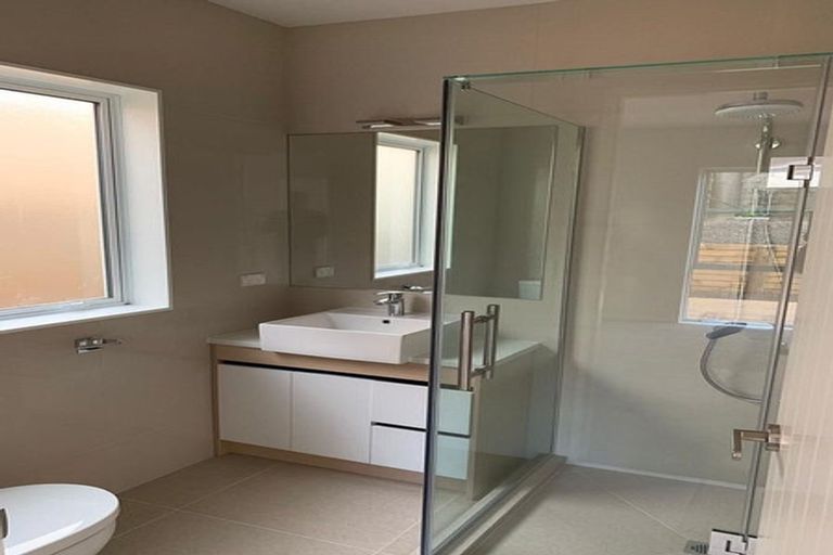 Photo of property in 34 Matahae Drive, Flat Bush, Auckland, 2019