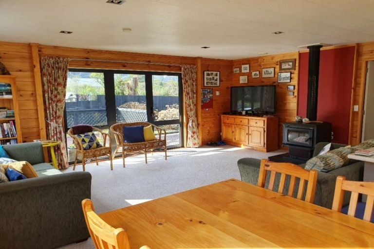 Photo of property in 34 Oxford Street, Taylorville, Greymouth, 7805