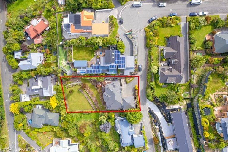 Photo of property in 12 Lucknow Place, Cashmere, Christchurch, 8022