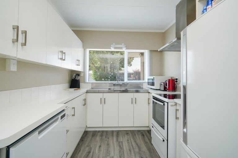 Photo of property in 18 Carron Street, Waverley, Invercargill, 9810