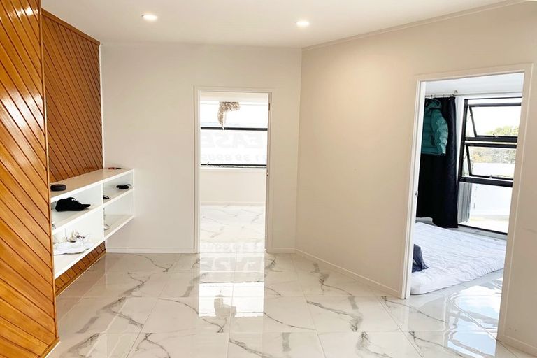 Photo of property in 747d Whangaparaoa Road, Stanmore Bay, Whangaparaoa, 0930