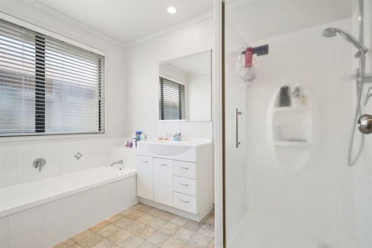 Photo of property in 118 Longview Drive, Papamoa Beach, Papamoa, 3118