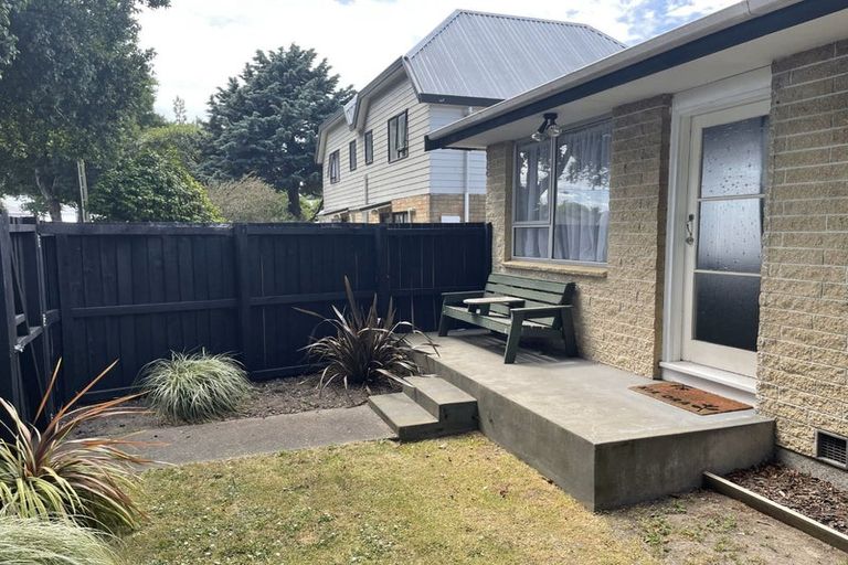 Photo of property in 2/100 Poulson Street, Addington, Christchurch, 8024